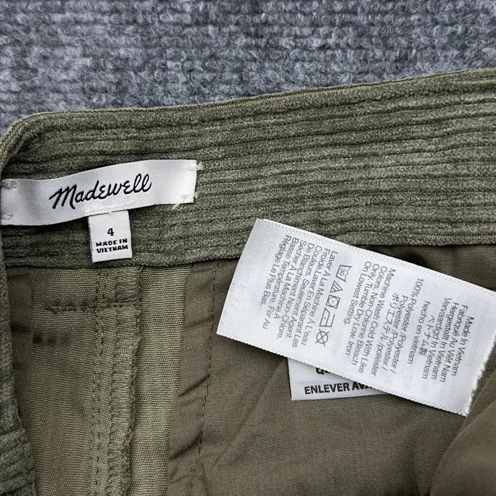 Madewell Corduroy High-Rise Tapered Pant 4 Distant Surplus Olive Green Pleated